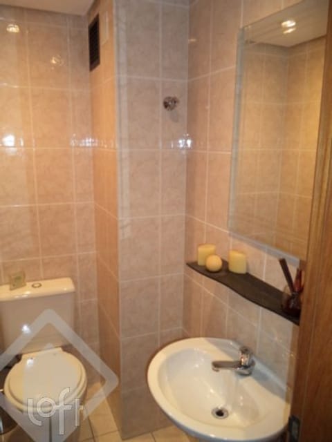 Image 13 - 243040